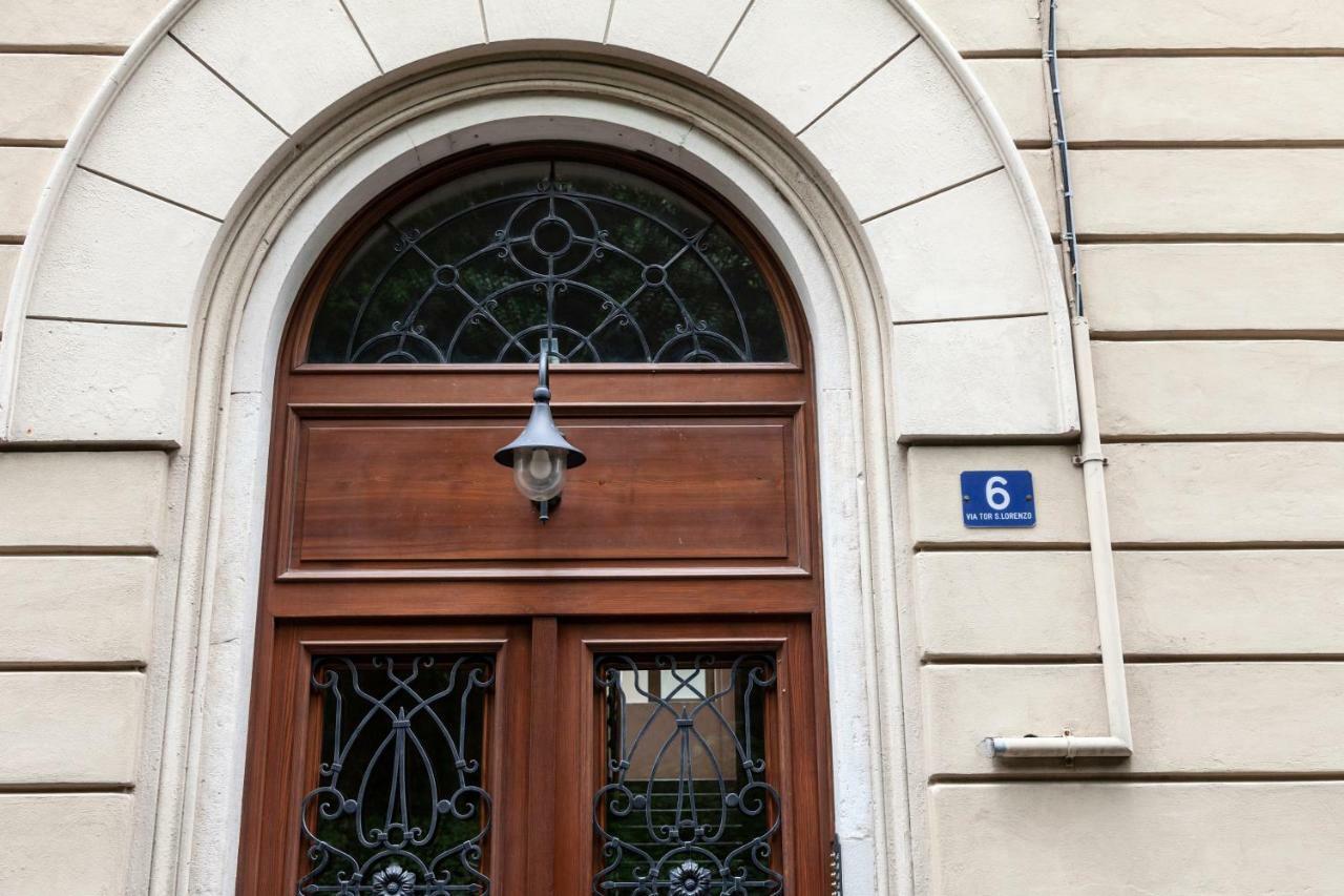 Apartamento Casacuadra San Giusto Trieste Exterior foto